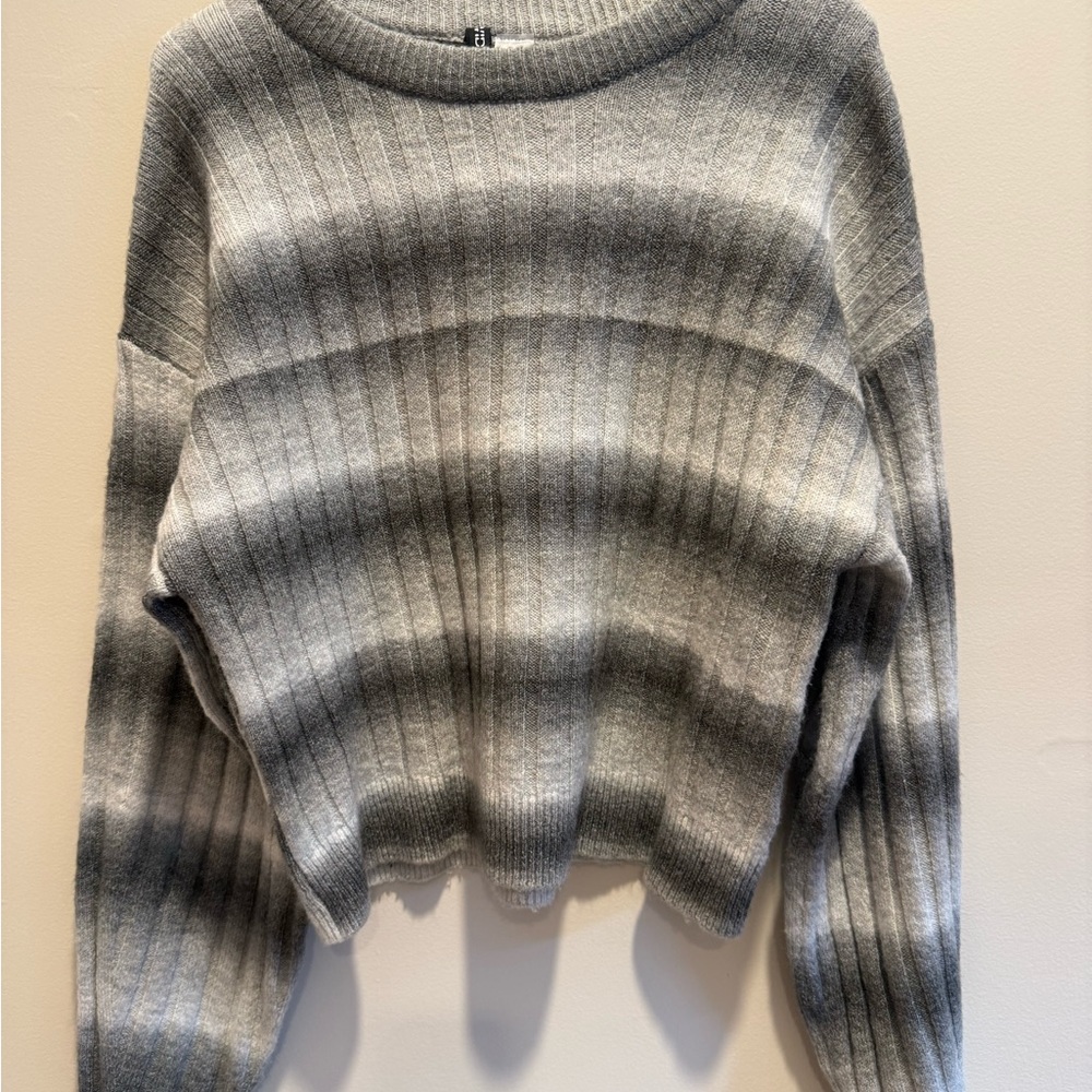 H&M Sweater